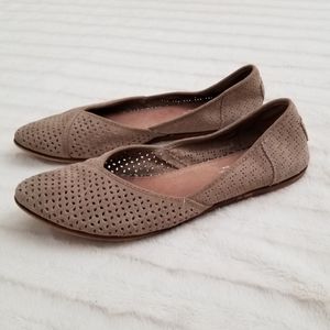 Toms Flats